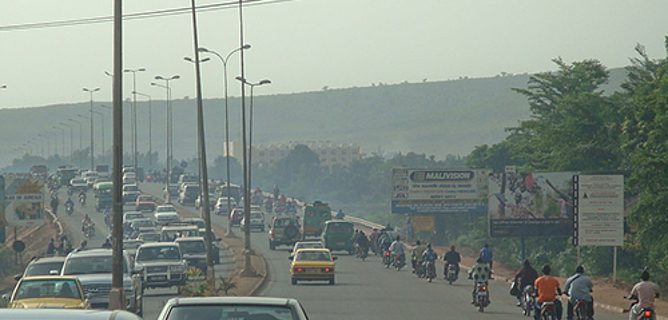 Bamako, Mali. Crédit photo: LenDog64 via Flick. CC BY-ND 2.0